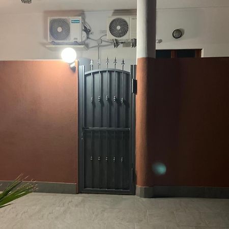 Domus Alice Daire Monserrato Dış mekan fotoğraf